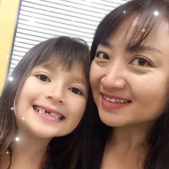 Meet your Posher, Ruby - Picture 1 of 1